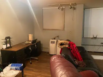 Master room for rent