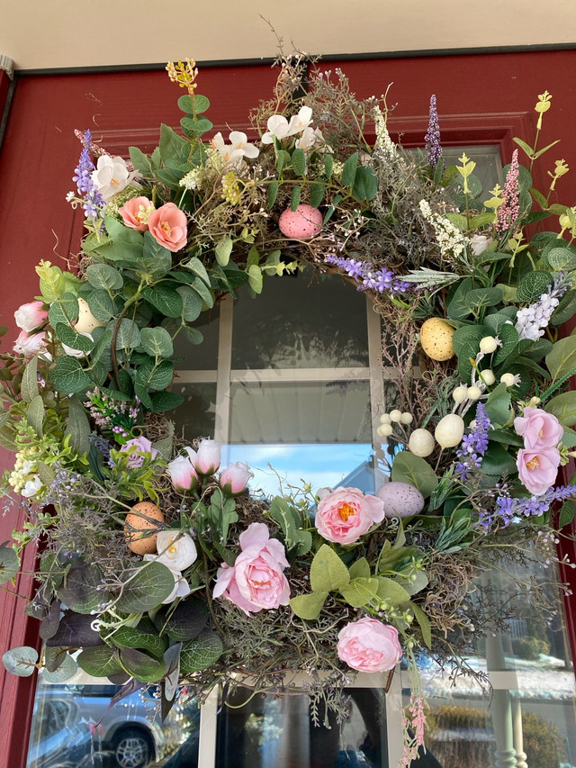 Spring / Easter is 18 inch Wreath for Door in Outdoor Décor in Oakville / Halton Region - Image 3