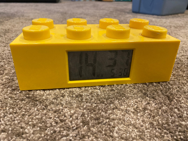 Lego clock  dans Décoration intérieure et accessoires  à Ville d’Edmonton