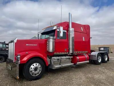 2021 Western Star 4900ex DD16 560hp 18sp 3:25rears, 4 way lockers 272 wb, front axle air ride 12,5 s...