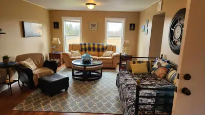 $1,400/month – Fully Furnished 1-Bedroom Coastal Condo Mont Carmel, PEI | Available October 2026 – J...