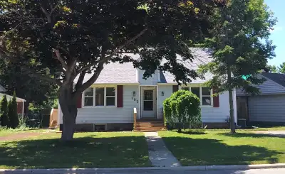 Student Rooms available to Rent - 192 College St.