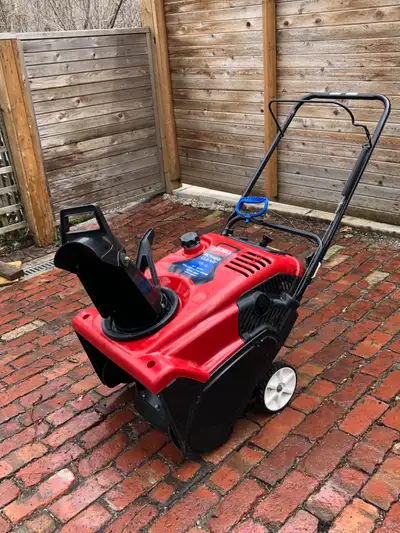 TORO Power Clear 721R Snowblower 212cc 21” Width, View more
