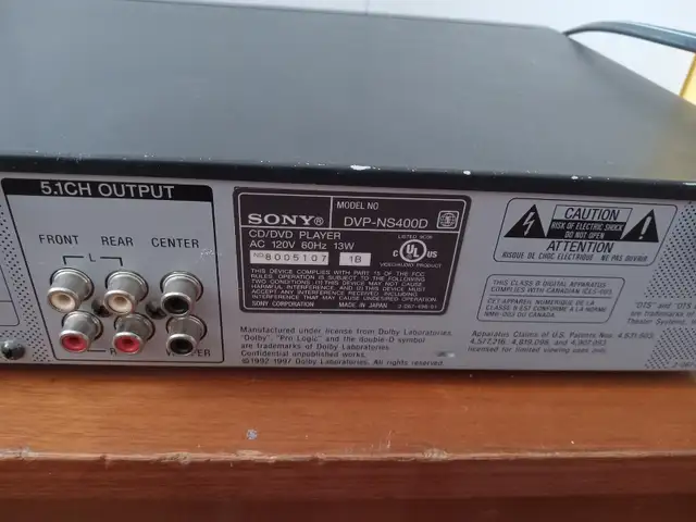 SONY  ..  DVD / CD  PLAYER  ..  NS 400D63373373808259122