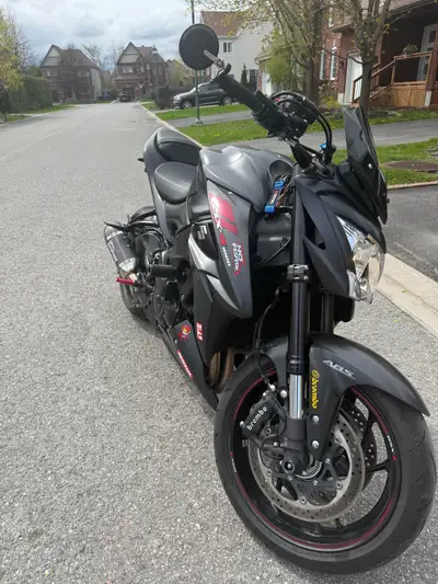 A very rare find in the Gatineau / Ottawa area, the 2018 Suzuki GSX-S 1000 (ABS/TC), black in excell...