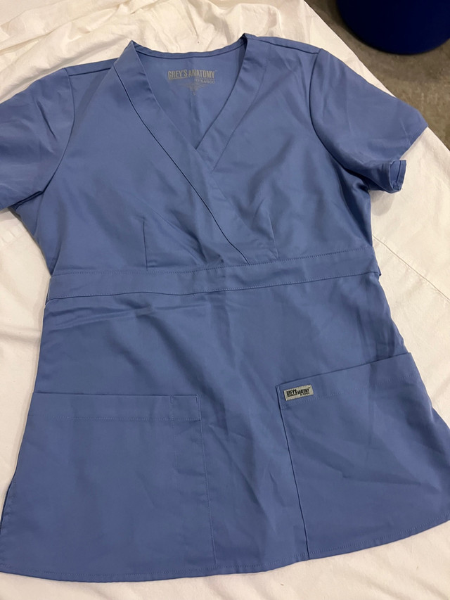 Grey’s Anatomy scrubs in Women's - Other in Sudbury - Image 4