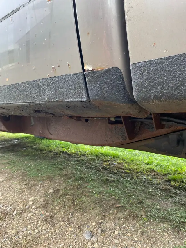 2012 GMC Duramax 2500 (needs head gasket)556564797562572805
