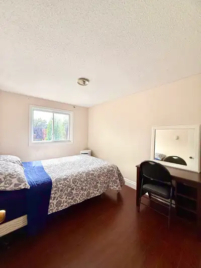 Looking for working professionals. **Males Only** Walkley / Heron Area Available June 15th, 2026 **...