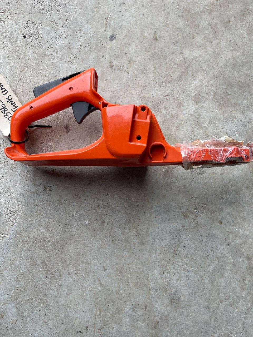 Husqvarna 503863703 OEM Chainsaw Fuel Tank Unit | Outdoor Tools ...