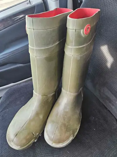 Dunlop Size 11 Mens Size 12 Womens GUC, View more