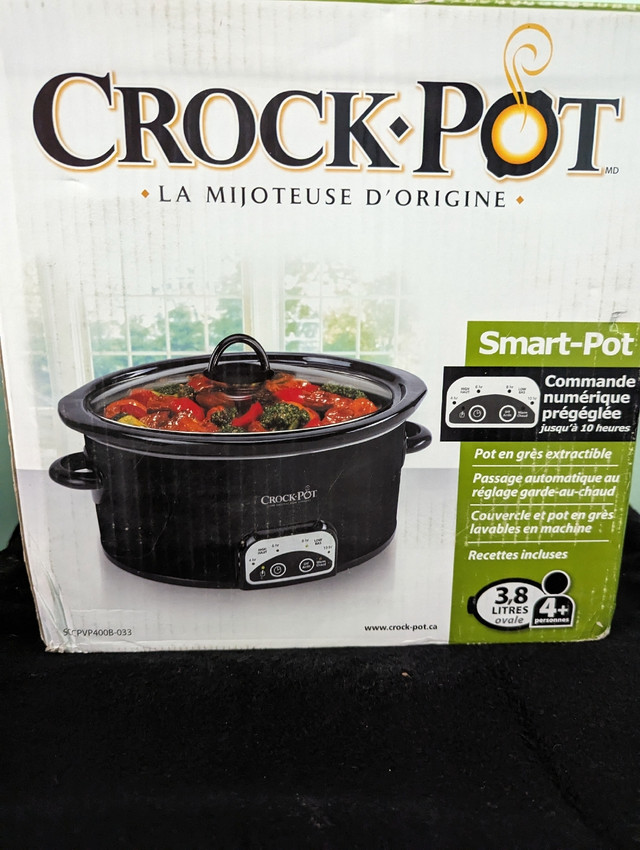 Crock Pot, Brand New in Microwaves & Cookers in Kingston