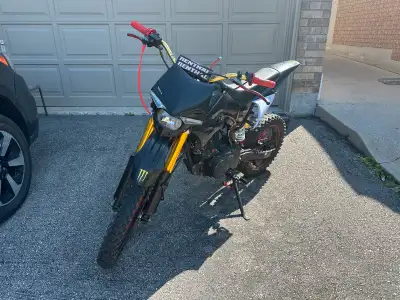 150cc Lifan dirt bike, doesn’t wanna start I had it running 2 weeks ago. I don’t have time to mess a...
