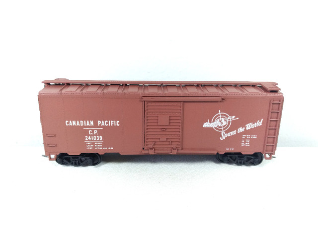 HO Train Athearn CPR 40' Box Car Kit "Spans The World" in Hobbies & Crafts in Moncton - Image 4