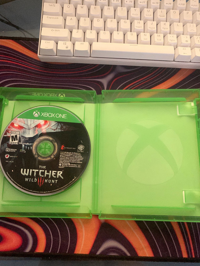 The Witcher Wild Hunt dans XBOX One  à Longueuil/Rive Sud - Image 2
