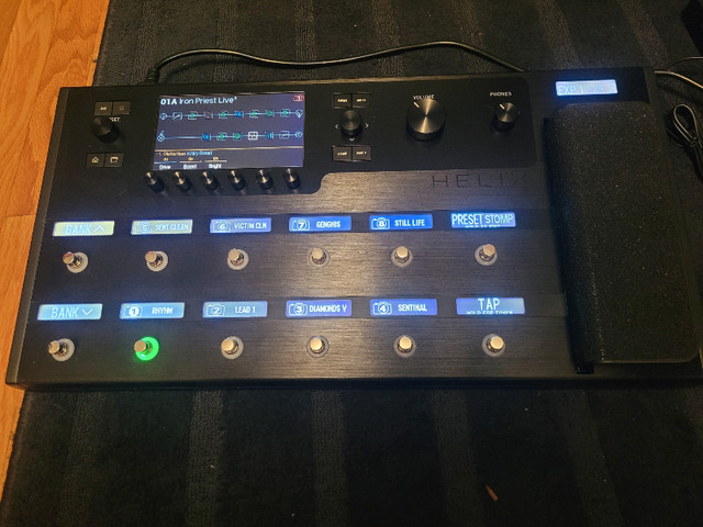 Line 6 Helix Floor - MINT Condition | Amps & Pedals | Muskoka | Kijiji