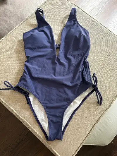 Reduced! Brand New Cupshe Women’s Bathing Suit, Size M, View more