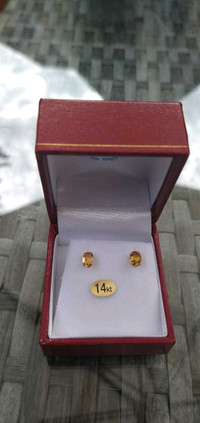 14kt yellow gold genuine citrine  earrings 