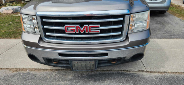 2012 GMC Sierra - Selling AS IS in Cars & Trucks in Oshawa / Durham Region - Image 4