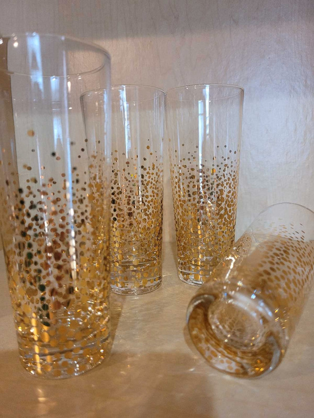 Wine or Champagne Glasses in Kitchen & Dining Wares in Hamilton - Image 3