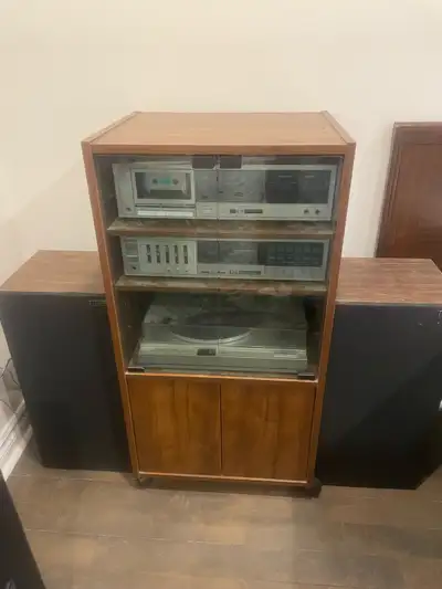 vintage stereo , View more