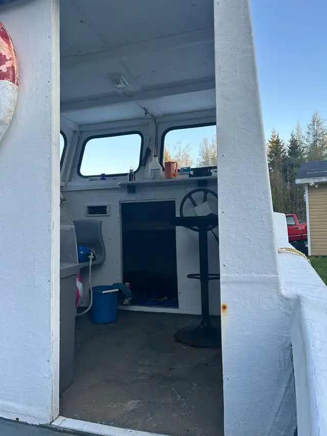 21 foot mini cape boat for sale in Powerboats & Motorboats in Cape Breton - Image 6