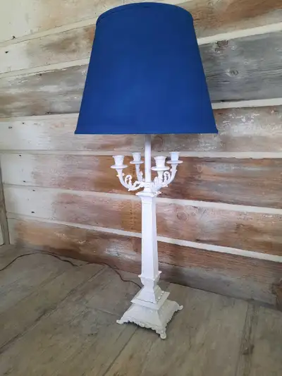 lampe de table  en brass, View more