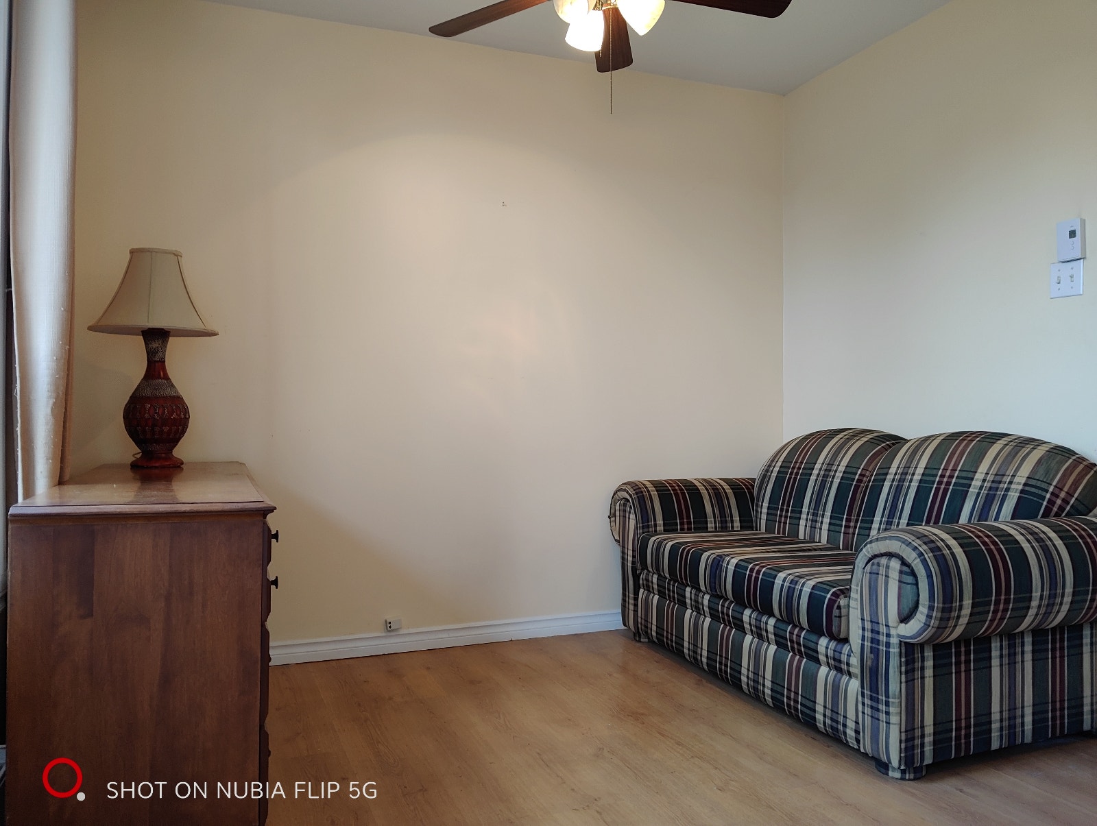 3-1/2 Subway station/ Metro Assomption/Cadillac, 1050 $/ M — photo 2