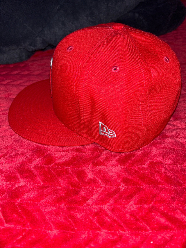 New era 58fifty Red La Angels Fitted Hat Size 7 3/8 Black UV in Other in Hamilton - Image 2