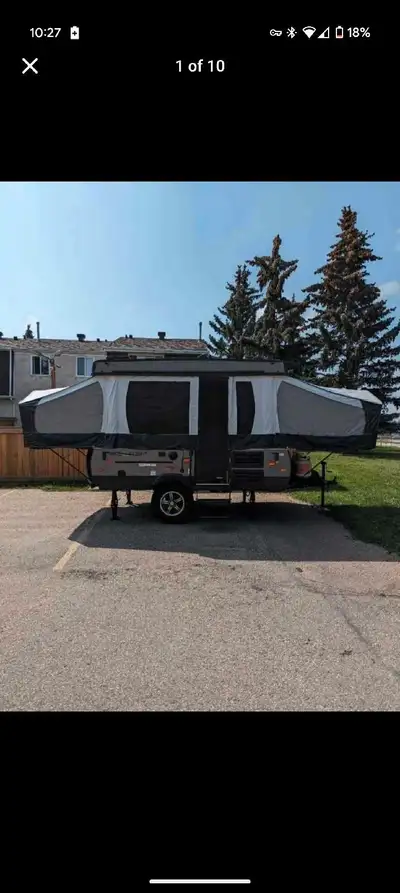 2018 Forest River Rockwood 1970ESP Sleep 6, great for families, heated mattresses. Solar panel ready...
