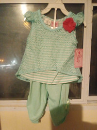 New!!! Cute child's outfit. Size: 24M