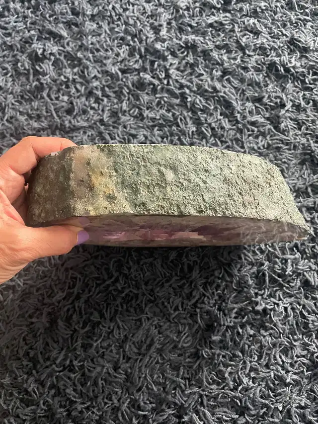 Amethyst slab in Arts & Collectibles in Markham / York Region - Image 4