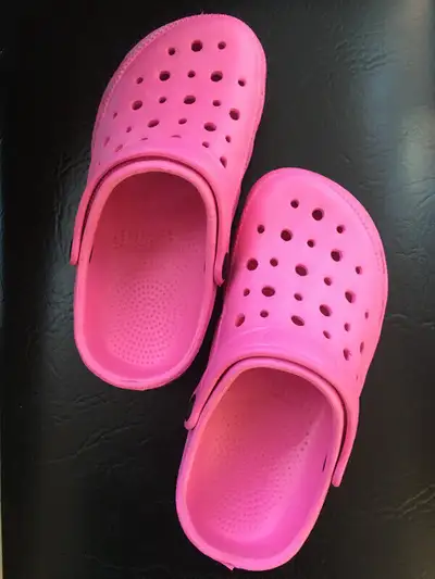 Croc botte bleue + croc rose + ballerines = enfant, View more