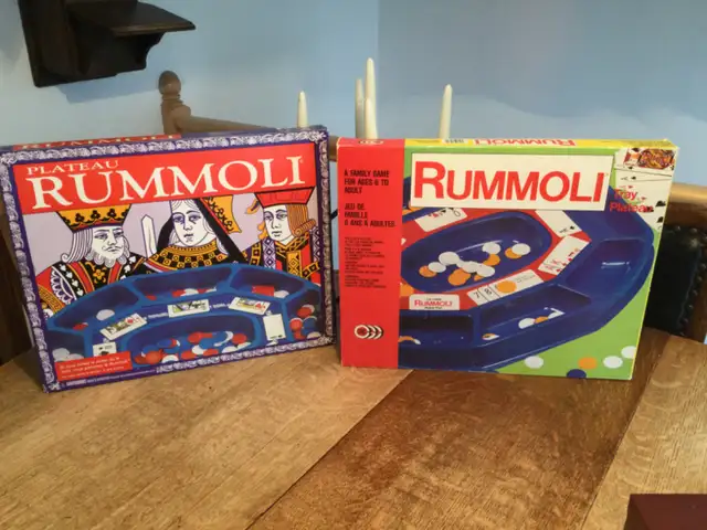 Vintage jeux  Rummy -Rummoli - Jok R ummy - et tuiles Rummy in Toys & Games in Laval / North Shore - Image 3