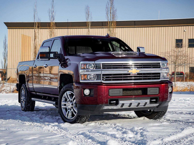 2017 Chevrolet High Country Duramax in Cars & Trucks in Edmonton - Image 2