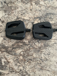 Bike pedals 