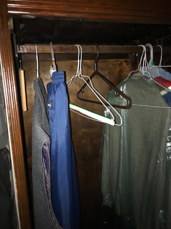 Antique GardeRobe a une porte Storage 63x24x21 in