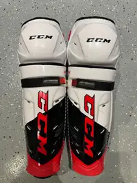 CCM Jetspeed FT4 pro hockey shin pads