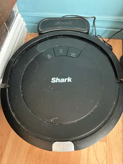 Aspirateur robot Shark, View more