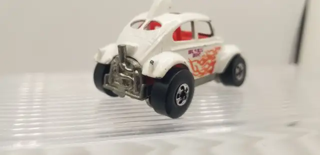 Vintage  Hot Wheels VW  BAJA BUG  Blackwalls in Toys & Games in Winnipeg - Image 4