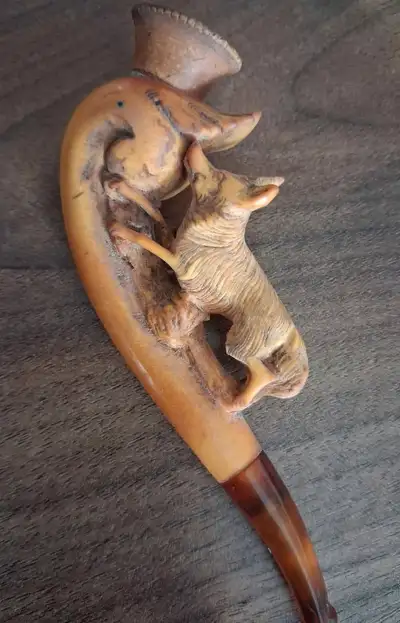 Vintage Carved Fox Smoking Pipe+Case, View more