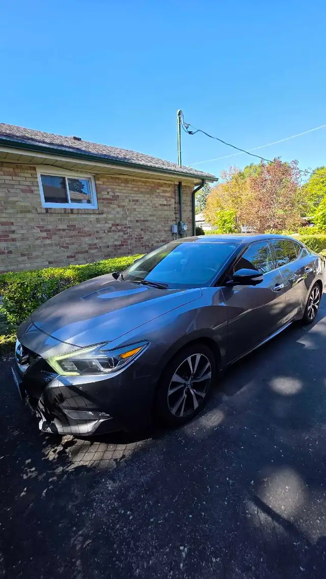 Nissan Maxima Platinum in Cars & Trucks in City of Toronto - Image 3