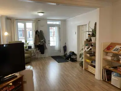 Cession de bail urgente!! - Disponible dès maintenant (janvier ou février)! Bail jusqu'au 30 juin 20...