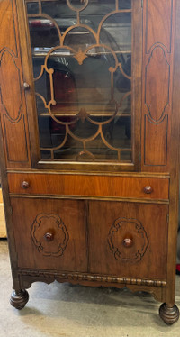 Solid Wood Antique China Hutch