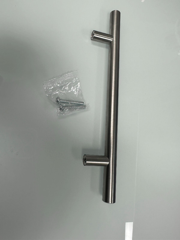 Contemporary metal cabinet pull handle - Brushed nickel in Hardware, Nails & Screws in London - Image 4