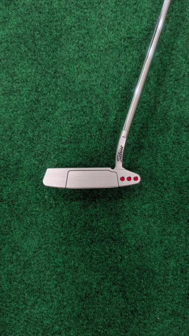 Scotty Cameron Select Newport 2.5 in Golf in Markham / York Region - Image 2