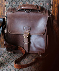 Saddleback Briefcase /Backpack - Vintage