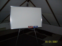 Whiteboard with tripod and carrying case