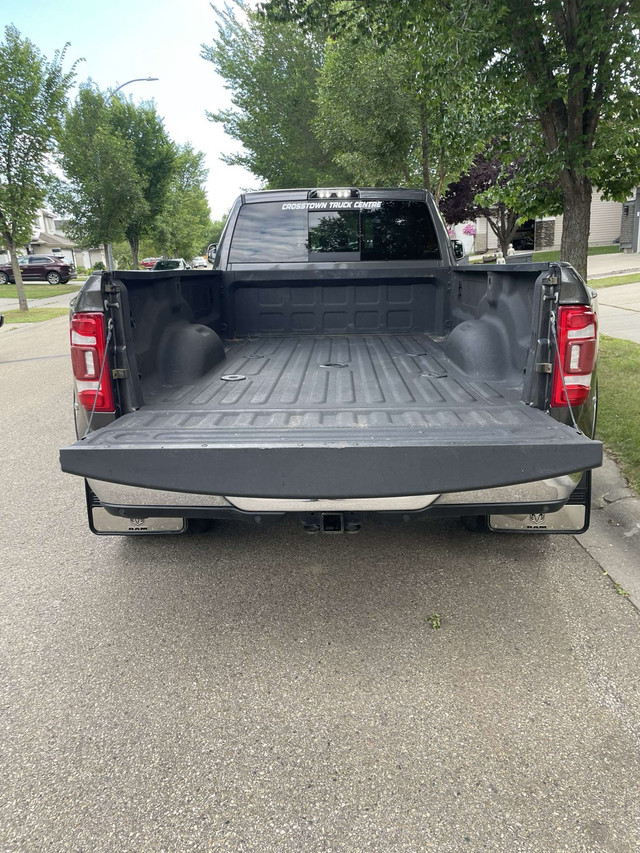 2019 dodge ram 3500 diesel dually in Cars & Trucks in St. Albert - Image 4