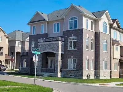 4 bedroom detached home for rent - Ajax-Avlbl August 1st