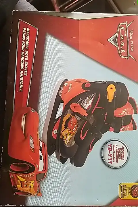 Disney Picar Cars Adjus5 Boys Skates Y8-Y11 in Skates & Blades in Kitchener / Waterloo - Image 2